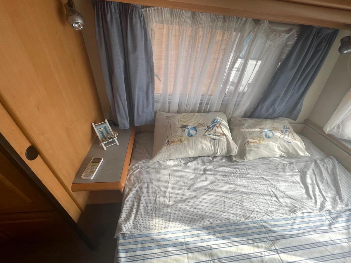 Sea Caravan/Camper On The Beach キテン エクステリア 写真